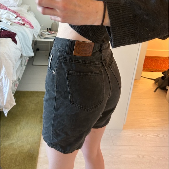 Nevada Jean shorts - Picture 2 of 3